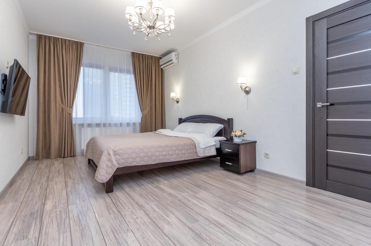 Русовой Софии 3 Kyiv Exterior foto
